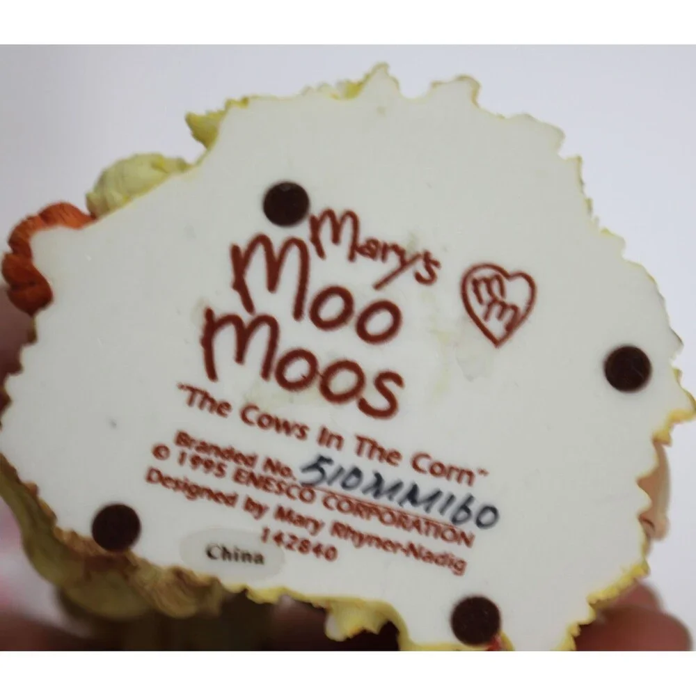 Enesco MARY's MOO MOOs Figurine THE COWS IN THE CORN 142840 1995 Vintage w/ Box